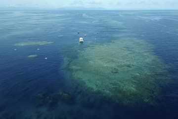 オーストラリアのサンゴ礁グレートバリアリーフ＝2022年11月（AP＝共同）