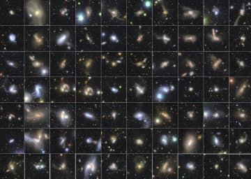 市民が分類した合体中の銀河の画像の一部（国立天文台提供）
