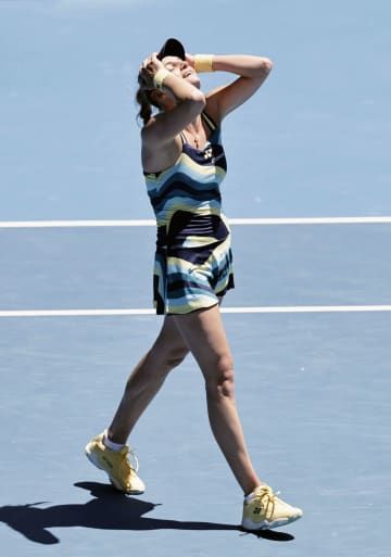 女子シングルス準々決勝で勝利したダヤナ・ヤストレムスカ＝メルボルン（共同）