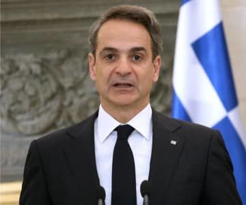 ギリシャのミツォタキス首相（アナトリア通信提供・ゲッティ＝共同）