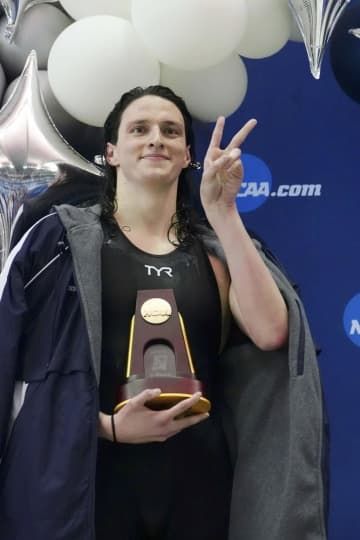全米大学体育協会選手権の競泳女子500ヤード自由形を制したリア・トーマス＝2022年3月、アトランタ（AP＝共同）