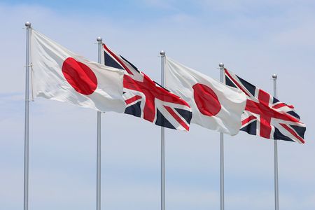 日英両国の国旗