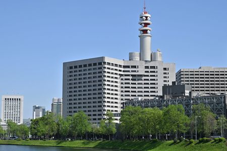 警視庁本部=東京都千代田区