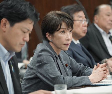 参院法務委員会で質問を聞く高市早苗首相=16日午後、国会内