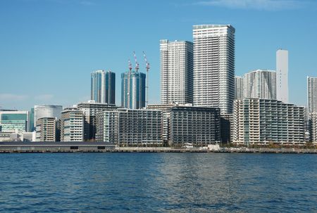 東京都内のタワーマンション群=2025年12月