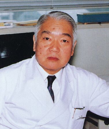 旭川医科大の故・海野徳二名誉教授(同大提供・時事)