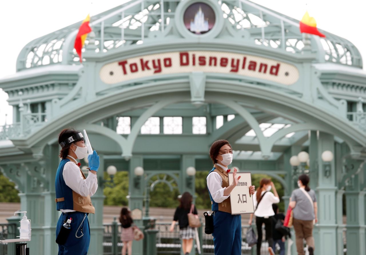 東京ディズニーランド シー 開園午前10時に 入場制限も継続 Nippon Com