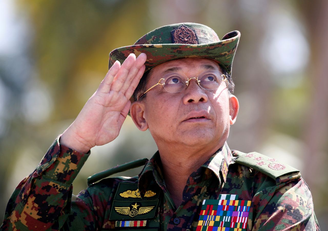 ミャンマー軍トップ、モスクワの国際会議出席のため出国 | nippon.com