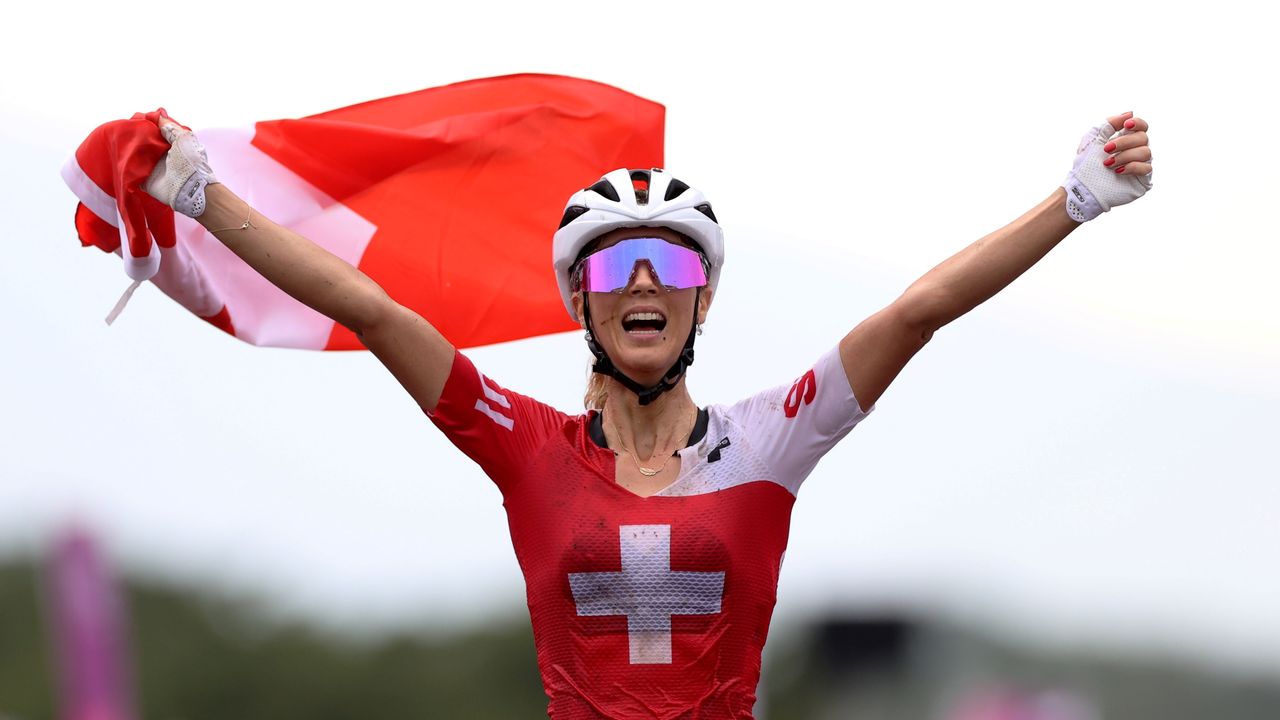 五輪 女子マウンテンバイク 今井は37位 スイス勢がメダル独占 Nippon Com