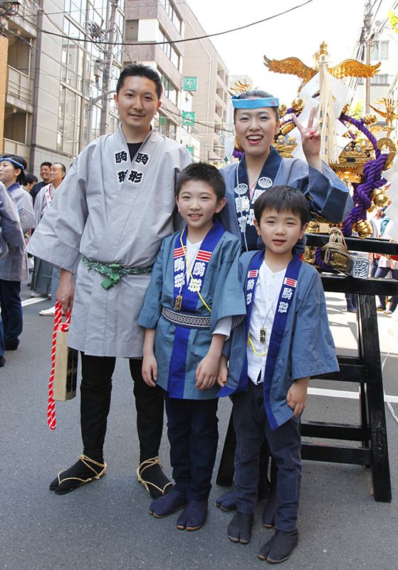 三社祭 物語 駒形町会の 1年で一番短い40分 Nippon Com