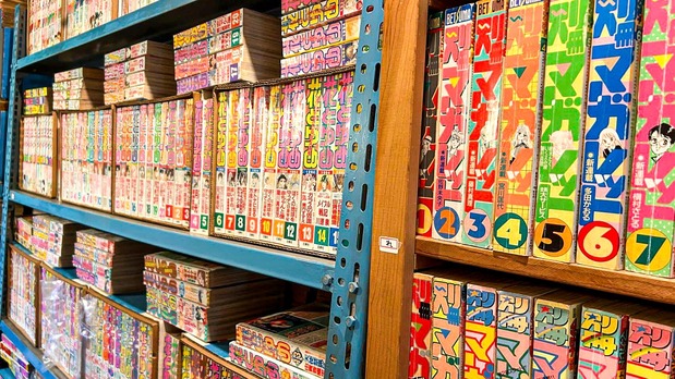 The Shōjo Manga Kan is a private archive in Akiruno, Tokyo, collecting some 60,000 pieces of material related to manga magazines and more. It is open on Saturday afternoons, by reservation only. (© Nippon.com)