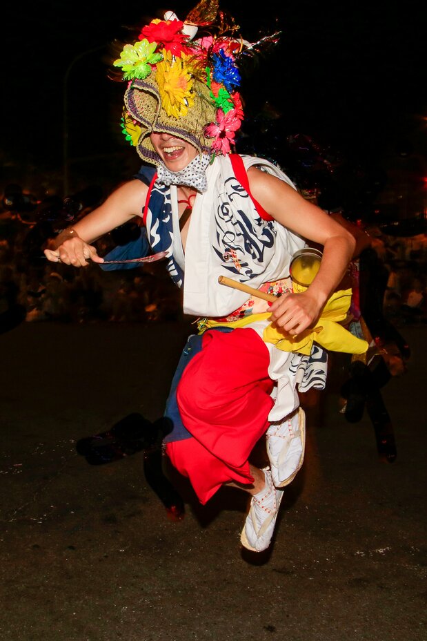 跳ね踊る「ハネト」