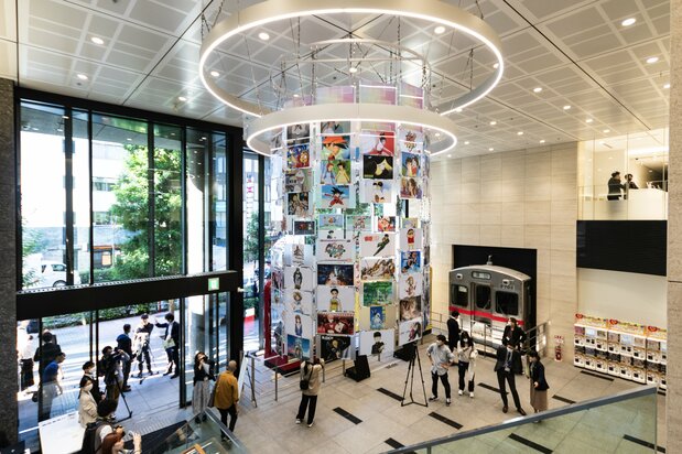 展板展出了118部作品的角色和经典场面