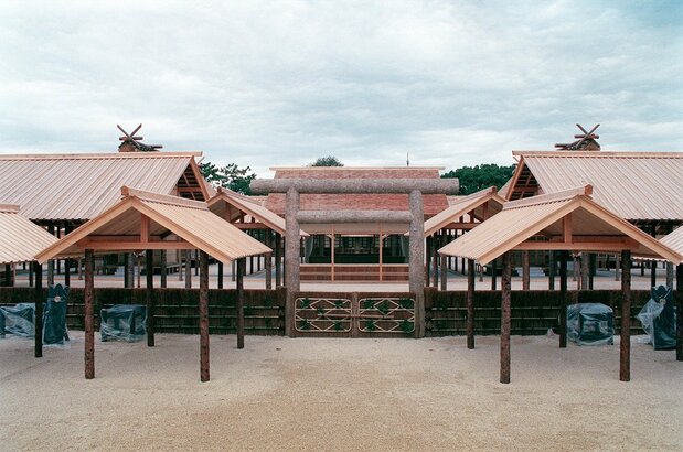 上一次修建的大尝宫,摄于1990年11月,皇居东御苑(时事社)