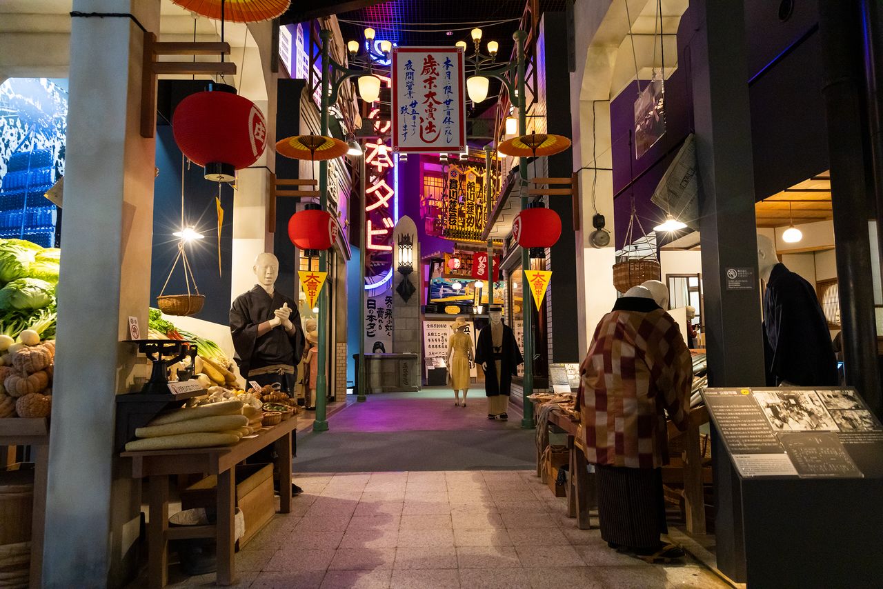 Реалистичные репродукции знаменитых мест в Осаке – Синсайбасисудзи, Дотомбори и общественного рынка Хондзё