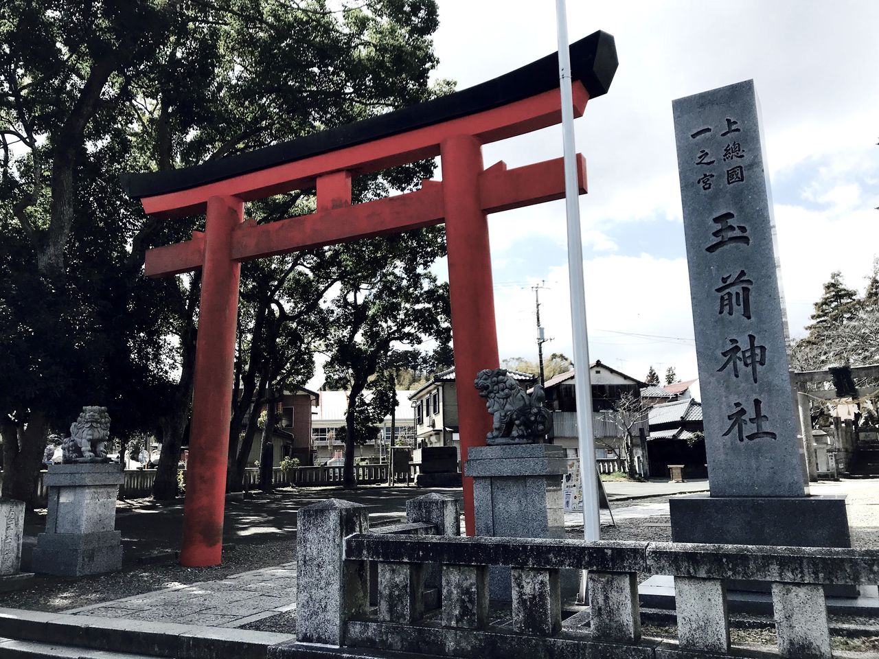 Святилище Тамасаки, которому Хироцунэ посвятил свои доспехи, и сейчас является местной святыней под названием Кадзуса Итиномия (фотография автора)