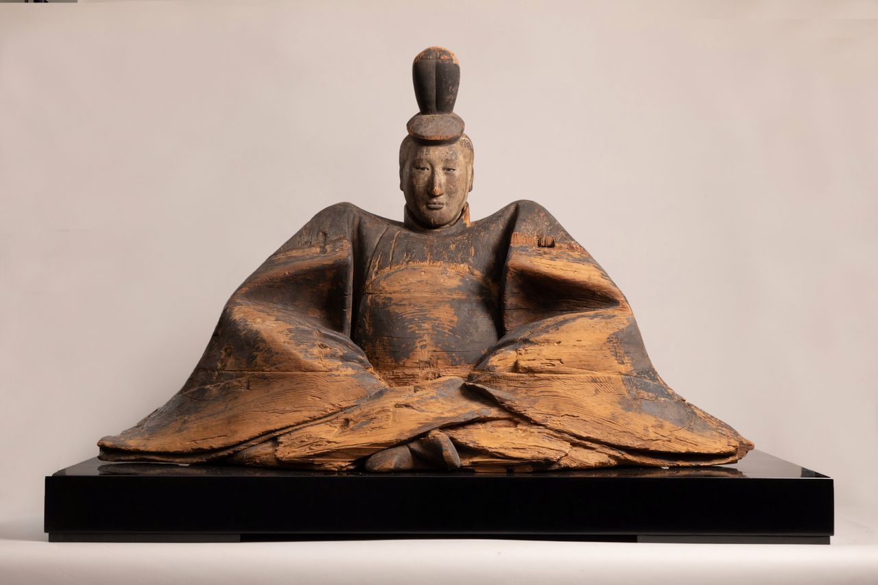 Сидящая статуя Минамото-но Санэтомо (собрание храма Каи Дзэнкодзи)