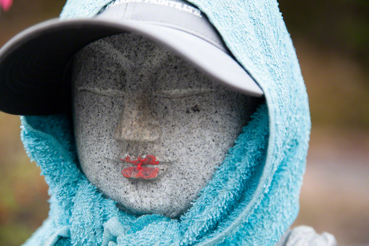 Настоятель в ходе лекции сказал: &laquo;Куда уходит душа, когда человек умирает? Она направляется к тем, кого любит&raquo;. Эти слова удивительным образом запали в душу