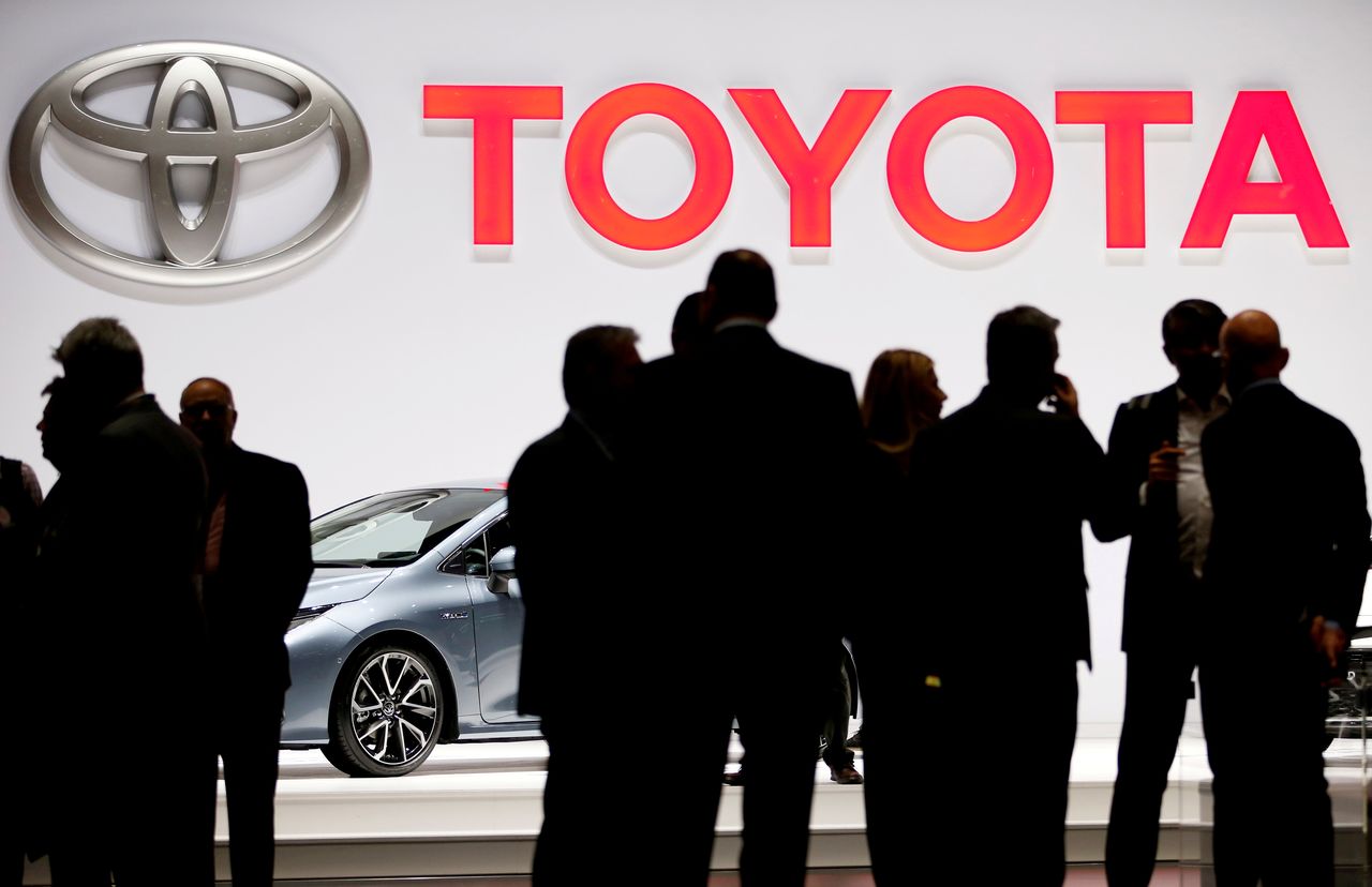 FILE PHOTO: A Toyota logo is displayed at the 89th Geneva International Motor Show in Geneva, Switzerland March 5, 2019. REUTERS/Pierre Albouy/File Photo