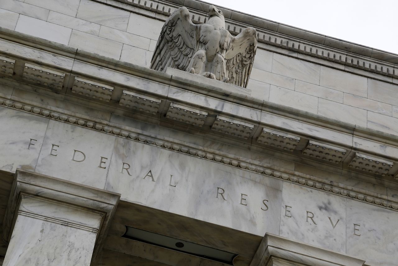An eagle tops the U.S. Federal Reserve building