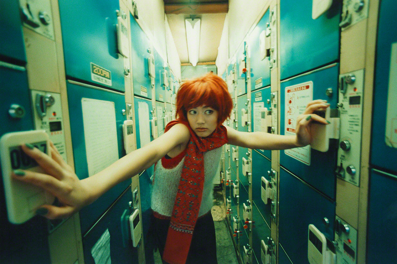 写真集『Sugar and Spice』(河出書房新社、2000年)より ©mika ninagawa, Courtesy of Tomio Koyama Gallery