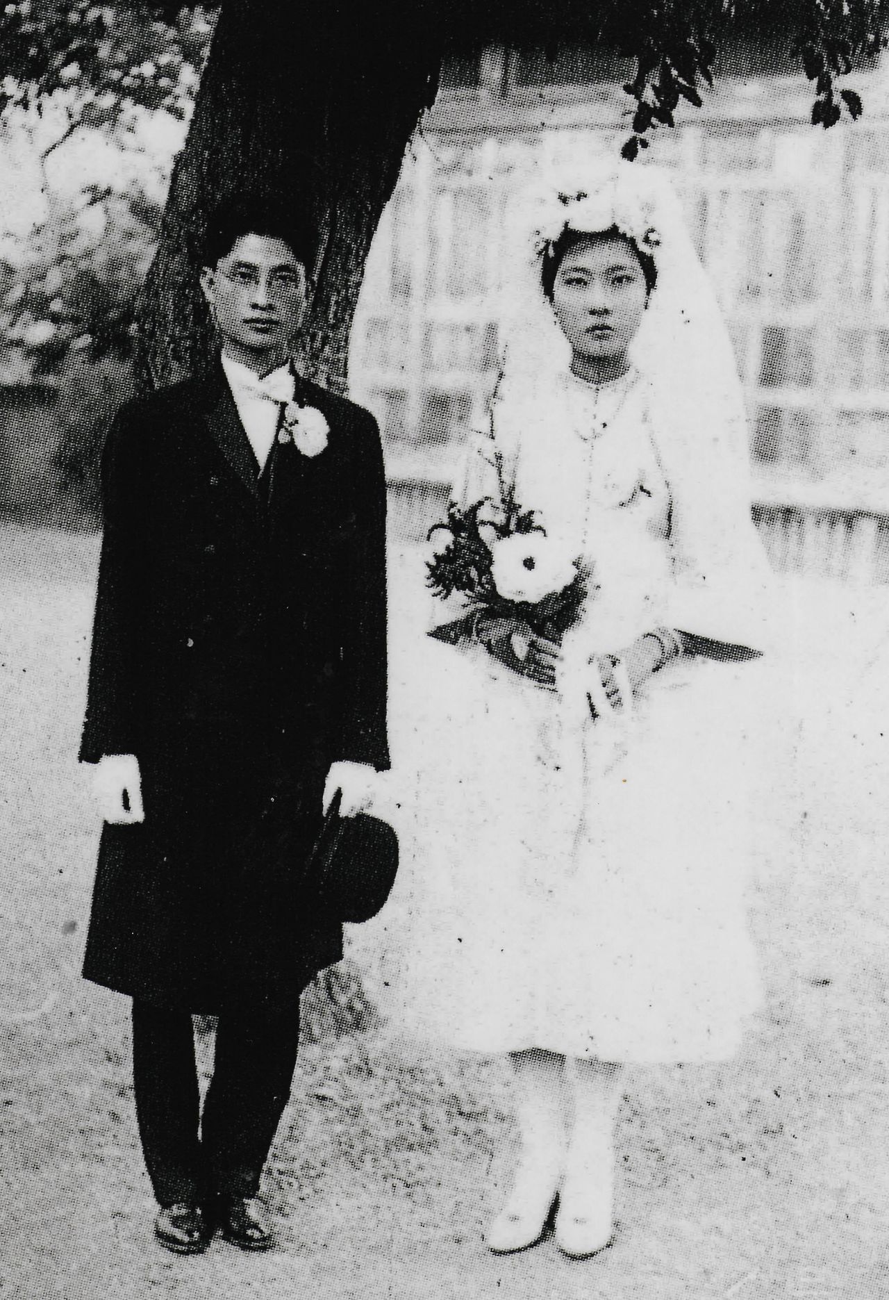 韓石泉氏と荘綉鸞氏の結婚式。台南公会堂(韓良誠氏提供)